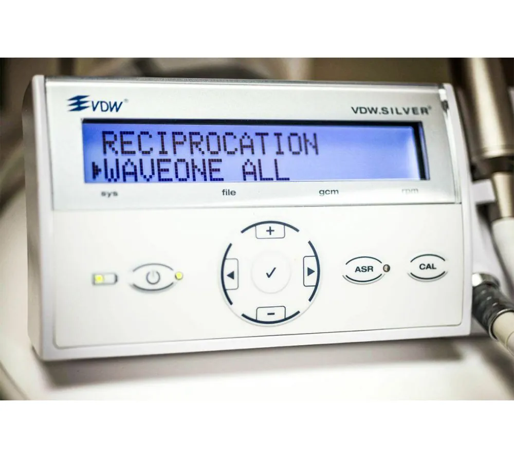 vdw silver reciproc + sirona 6.1 эндомотор с функцией reciproc и угловым наконечником sirona 6.1  2