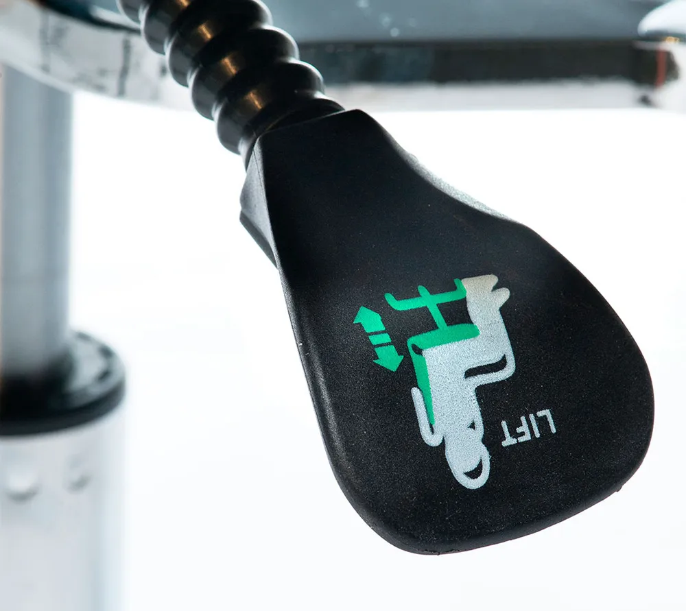 romax 002k стул для ассистента  2